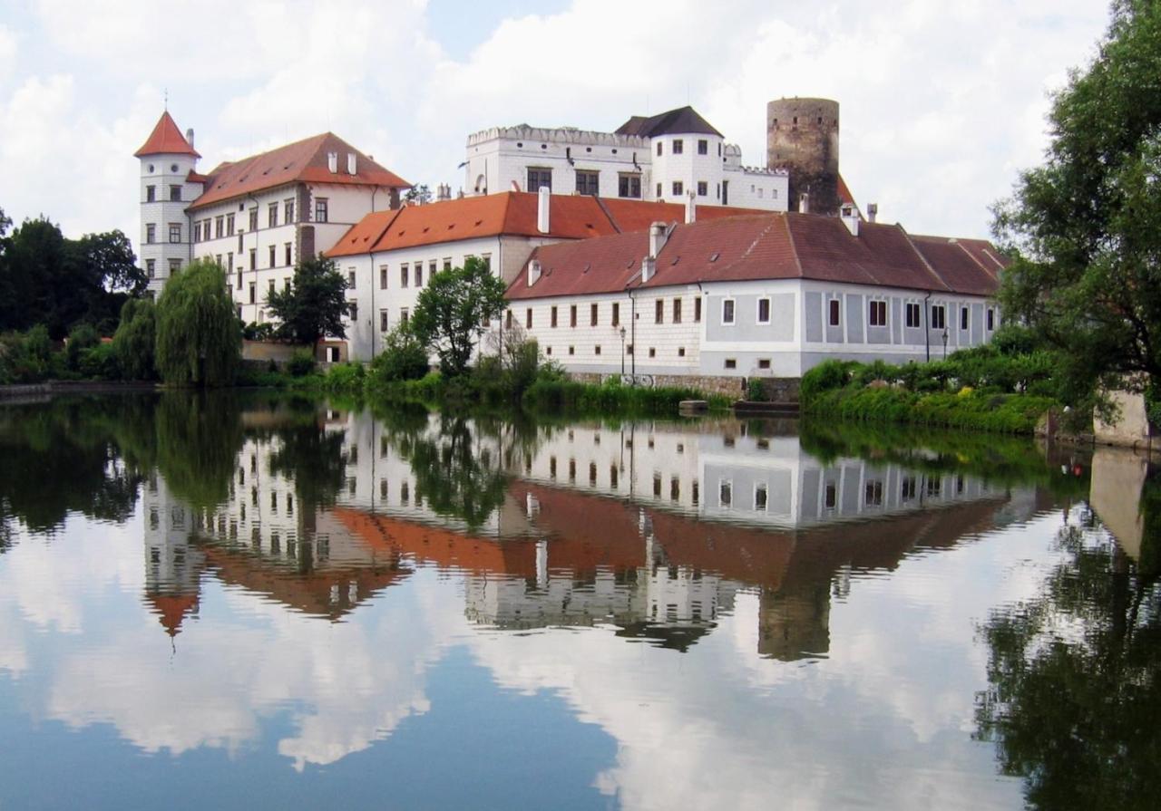 Only Apartments Jindrichuv Hradec Εξωτερικό φωτογραφία