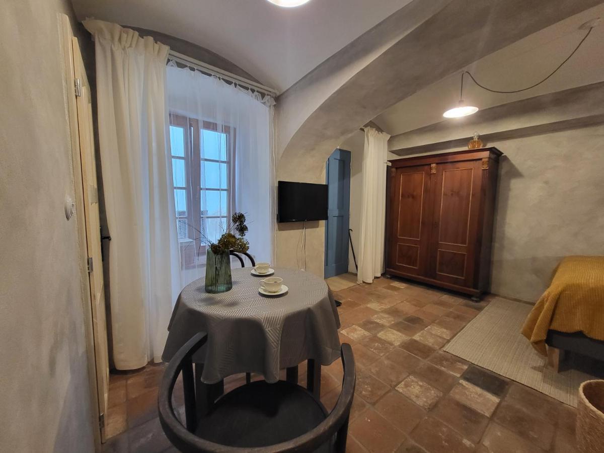 Only Apartments Jindrichuv Hradec Εξωτερικό φωτογραφία